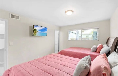 La Presa Casa | Sunset San Diego (Heated Pool House/Spa/LakeViews)