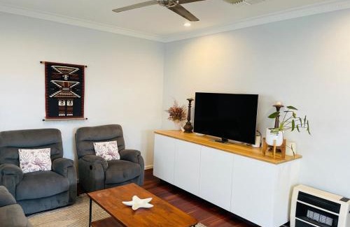 Scarborough Casa | Sunset Serenity in Scarborough