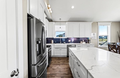 Indian Beach Casa | Sunset Serenity:Water Views! 2 King beds, Bunk Room, Ping Pong, Corn hole