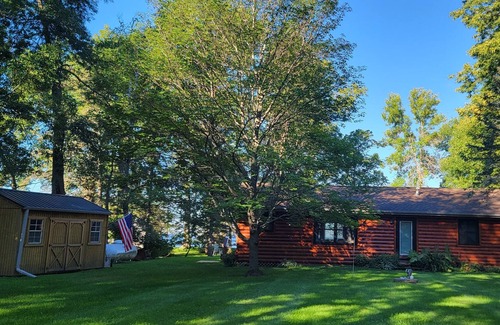 Isle Cabina | Sunset Shores - Lake Front with Dock @ Mille Lacs