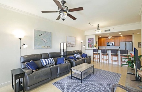 Cape Harbour Condominio | Sunset Siesta |Cape Harbour Amazing Sunset View - 2/2 Luxury Condo