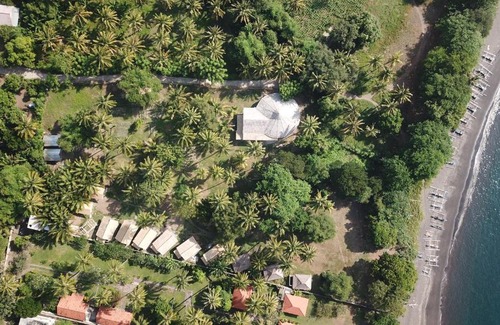 Gondang Complejo | Sunset Springs Beach Retreat