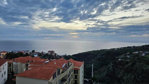 Estrela da Calheta Apartamento | Sunset Star with Sea View