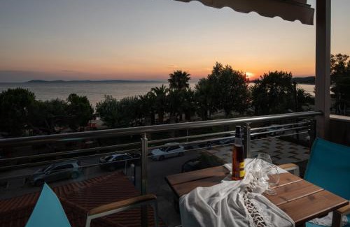 Toroni Apartamento | Sunset Studios - Suites with Seaview & Back Side Apartements