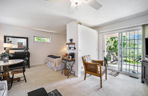 Empire Casa | Sunset Suite