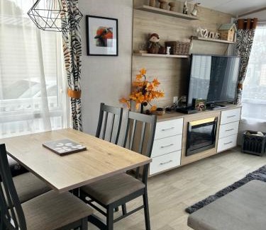 Hamworthy Otro | Sunset Terrace Rockley Park Haven