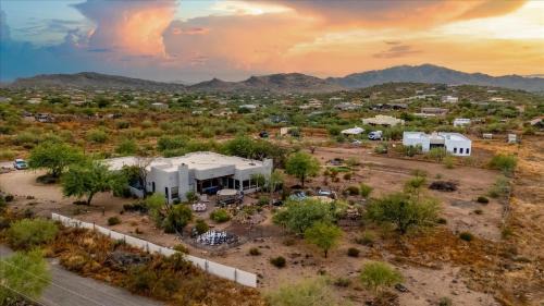 New River Casa | Sunset Trails Desert Oasis
