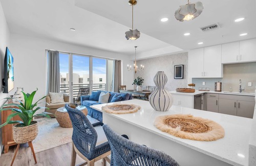 North Trail Condominio | Sunset View Condo 1mile from Downtown Sarasota Internal name: Condo