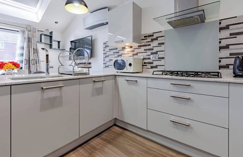 Wednesbury Casa | Sunset View-luxury 2-bed House Near Birmingham