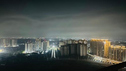Greater Noida Apartamento | Sunset View Paradise By Buddies Home