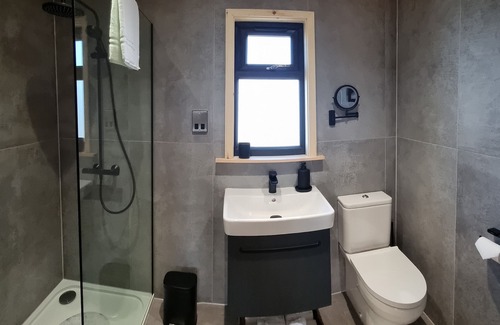 Cullompton Cabina | SUNSET VIEW, pet friendly, luxury holiday cottage in Cullompton