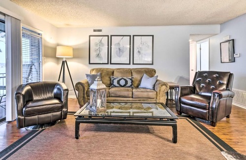 Lake Hamilton Apartamento | Sunset-View Resort Condo on Lake Hamilton!