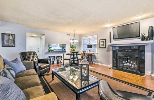 Lake Hamilton Apartamento | Sunset-View Resort Condo on Lake Hamilton!