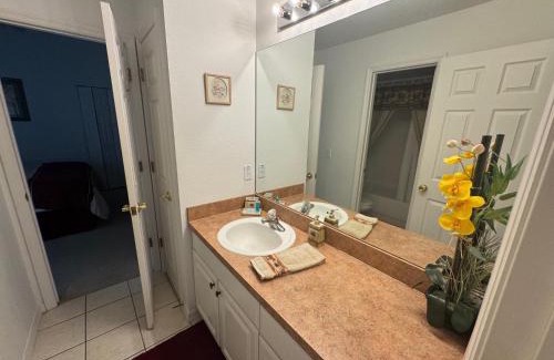 Cumbrian Lakes Casa | Sunset Villa – Your Gateway to a Magical Florida Vacation!