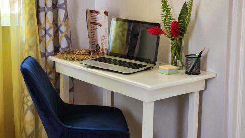 Anse La Raye Apartamento | Sunsetcrest Tranquil Getaway