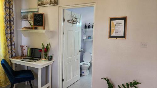 Anse La Raye Apartamento | Sunsetcrest Tranquil Getaway