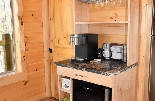 Frenchburg Cabina | Sunsets 4ever Cabin- 360 views 2-bedroom cabin with WiFi & Hot Tub