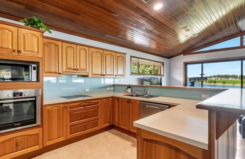 Yamba Casa | Sunsets at 101 | Pet Friendly Waterfront