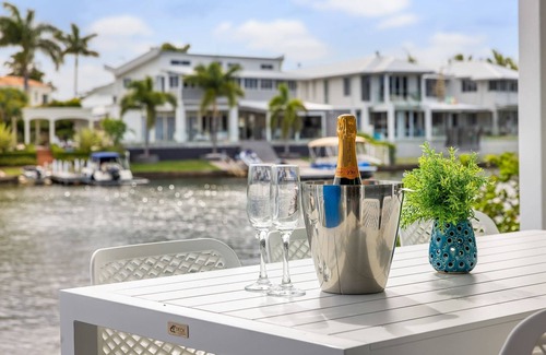 Noosaville Apartamento | Sunsets at Snowmas, Pooch Friendly & Stunning View
