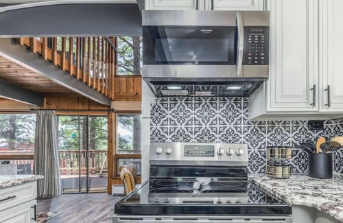 Ruidoso Chalet De Esquí | Sunsets & Lattes: Hot Tub/Decks/Views/Mtn Luxury