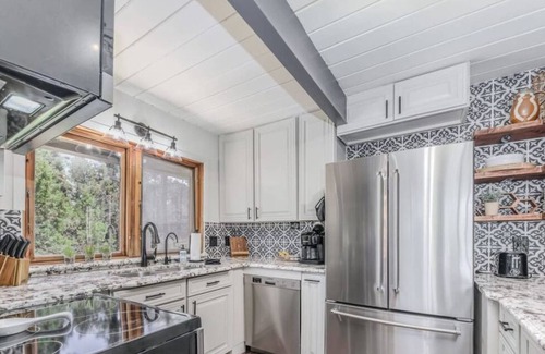 Ruidoso Chalet De Esquí | Sunsets & Lattes: Hot Tub/Decks/Views/Mtn Luxury