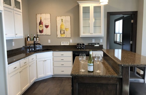 Sturgeon Bay Casa | PUESTA DEL SOL EN EL BLUFF! ¡NUEVA CONSTRUCCIÓN! Vista al agua!