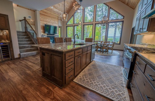 Embarrass Casa | SUNSETS OVER GIANTS RIDGE - LUXURY HOME 5 MINS FROM SKI & GOLF!