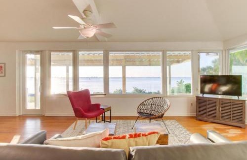 Indian Beach Sapphire Shores Casa | Sunsetter on Sapphire Shores