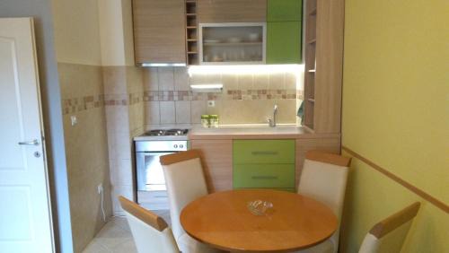 Rozino Apartamento | Sunshine apartment, Budva