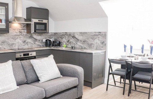 Milford Cabaña | SUNSHINE APARTMENT, pet friendly in Duffield