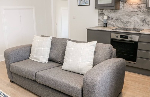 Milford Cabaña | SUNSHINE APARTMENT, pet friendly in Duffield