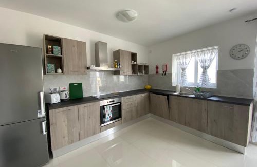 Mellieha Apartamento | Sunshine Apartments Mellieha - modern three bedroom apartment - Apt No 3