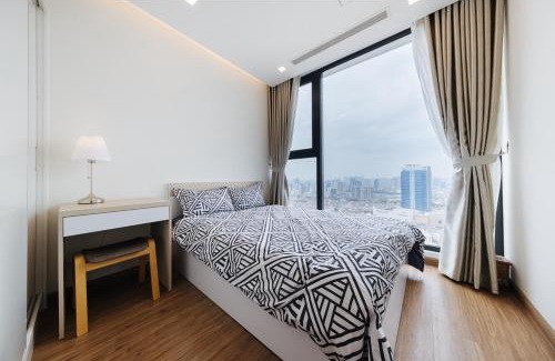 Ngoc Khanh Apartamento | Sunshine Balcony Apartment in VINHOMES METROPOLIS near Lotte Hanoi