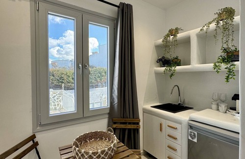 Agia Anna Casa | Sunshine Bay Suites