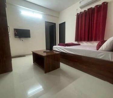 Pune Hotel | Sunshine Comfy Stay