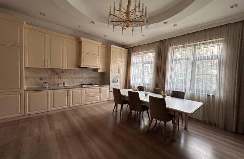 Tashkent Casa | Sunshine Cottage