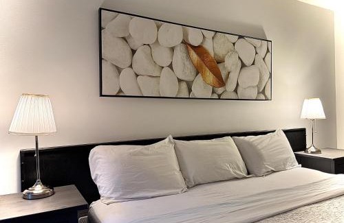 Gibsons Hotel | Sunshine Lodge Inn