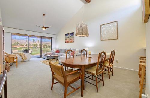 Palm Desert Apartamento | Sunshine On My Shoulders Permit #STR2025-0271