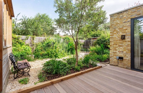 North Kensington Apartamento | Sunshine Soul, by Veeve