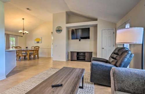 Navarre Casa | Sunshine State Escape 3 Mi to Navarre Beach!