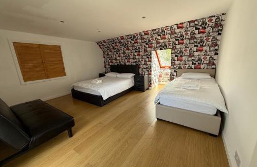 Insch Apartamento | Sunshine three bedrooms Apartment