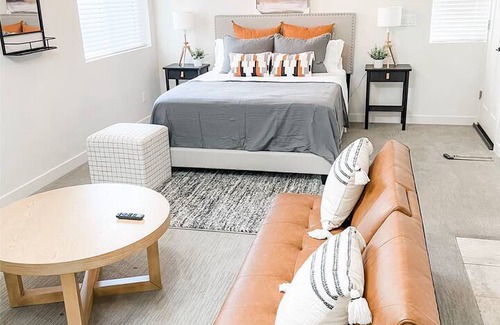 American Fork Casa | Sunshine Travelers Minimalist Getaway Suite in American Fork