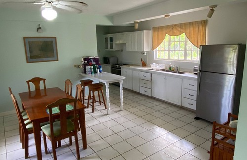 Plymouth Villa | SunShine Villa (5 bedroom option)