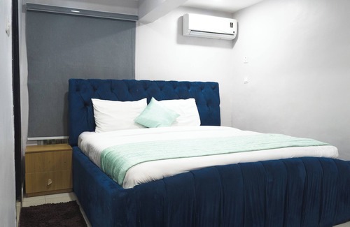 Somolu Apartamento | Sunstone welcoming apartment with AC in lively Lagos