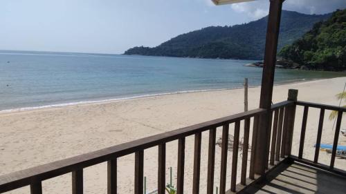 Tioman Island Casa | Sunsurf Resort Juara
