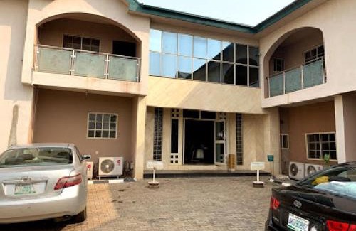 Akure Cabina | Sunview Hotel - akure