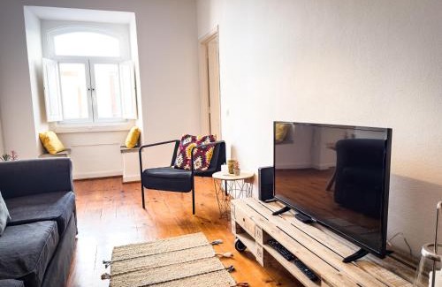 Cascais Apartamento | SUPER 3 ROOM APARTMENT - Cascais Historic Center - FRONT BEACH