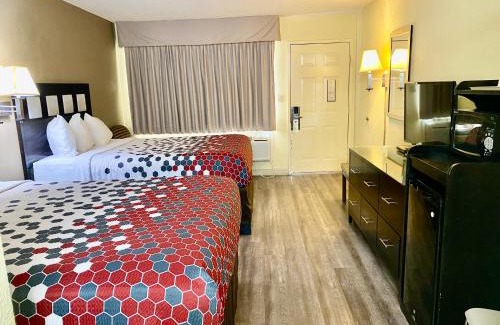 Huning Highland Historic District Hotel | Super 8 by Wyndham Albuquerque Downtown