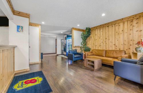 Pacific Hotel | Super 8 by Wyndham Arcata