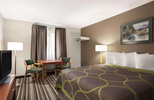Bozeman Hotel | Super 8 by Wyndham Bozeman